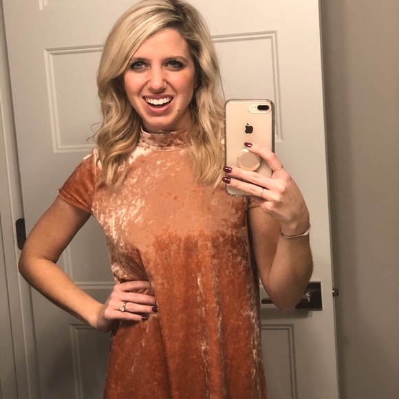 NWT crushed velvet mock neck dress from Madewell - Picture 5 of 5